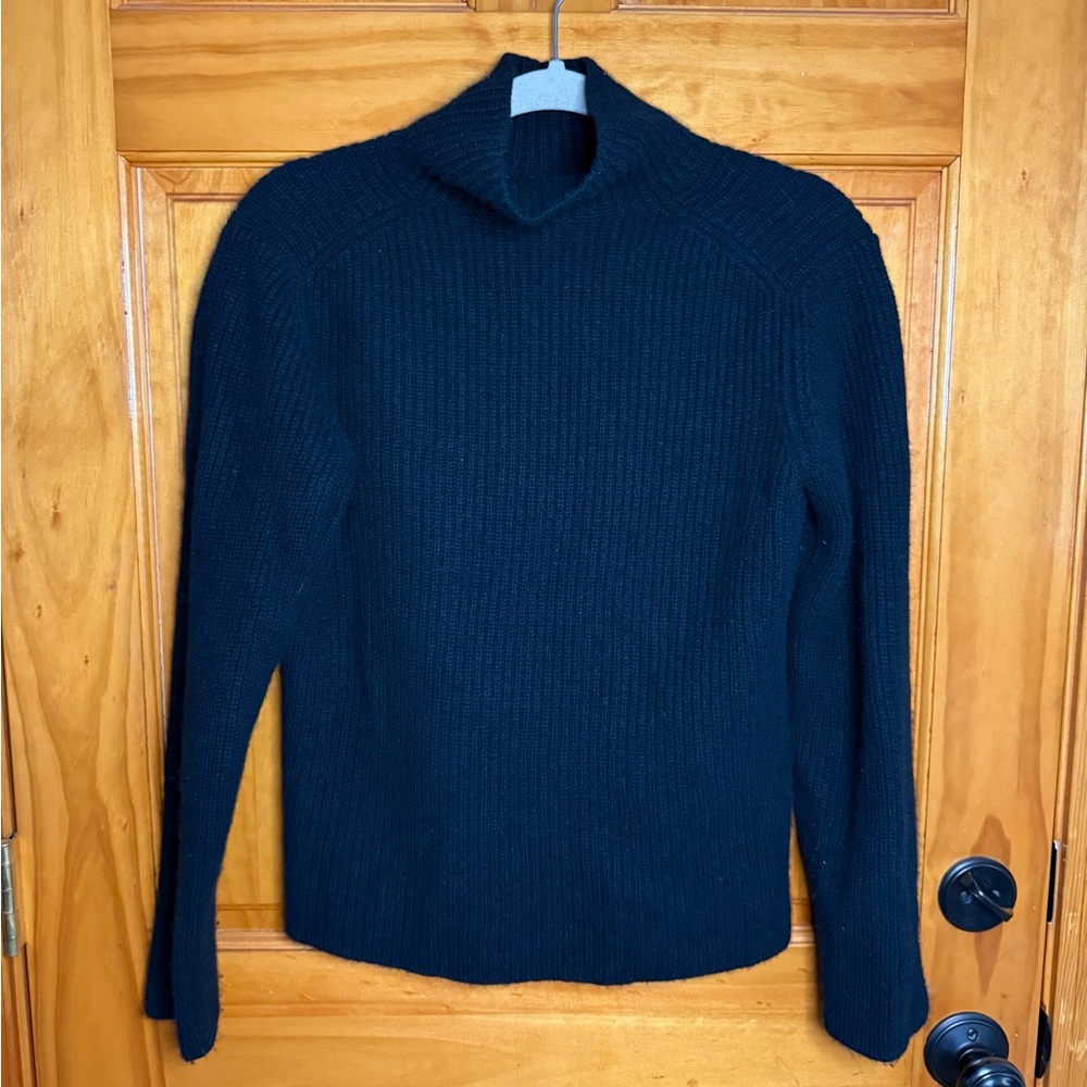 Vince 100% Cashmere Turtleneck Sweater Women’s Medium
